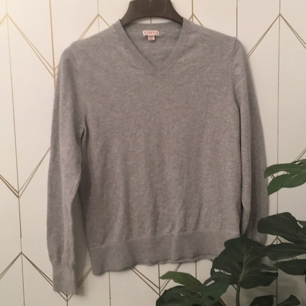 Gray neck sweater